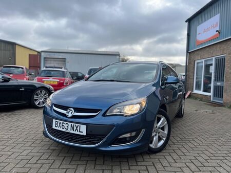 VAUXHALL ASTRA 2.0 CDTi SRi Sports Tourer Euro 5 (s/s) 5dr