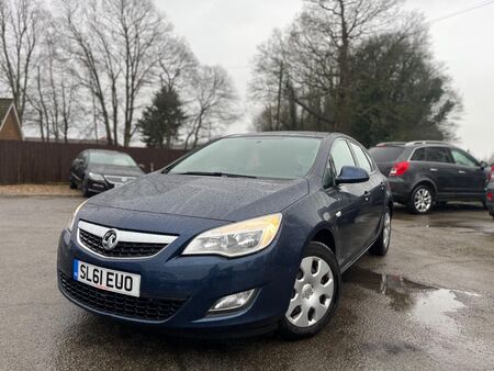 VAUXHALL ASTRA 1.6 16v Exclusiv Euro 5 5dr