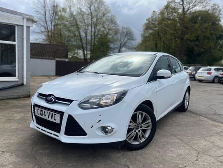 FORD FOCUS 1.6 TDCi Titanium Navigator Euro 5 (s/s) 5dr